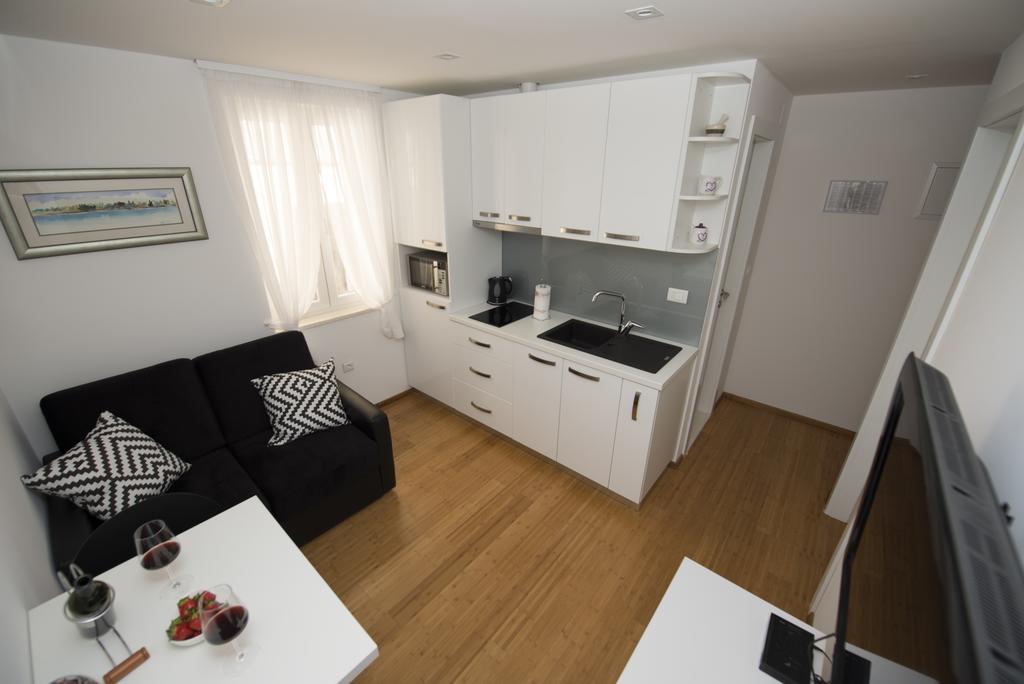 Apartments Annya Split Room photo